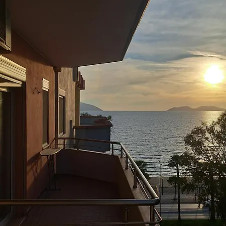 Hata Na Lungomare Διαμέρισμα *